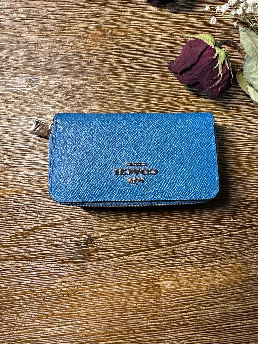 Coach Small Blue Zip Double layer Coin wallet Case(one broken zipper)